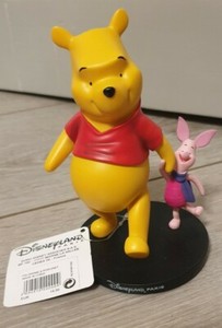 Figurine Winnie Piglet Garder Disneyland Paris Ebay