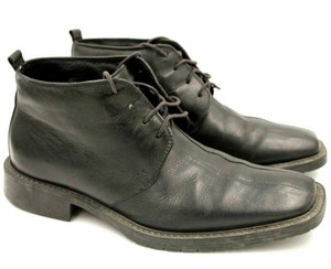 square toe chukka boots