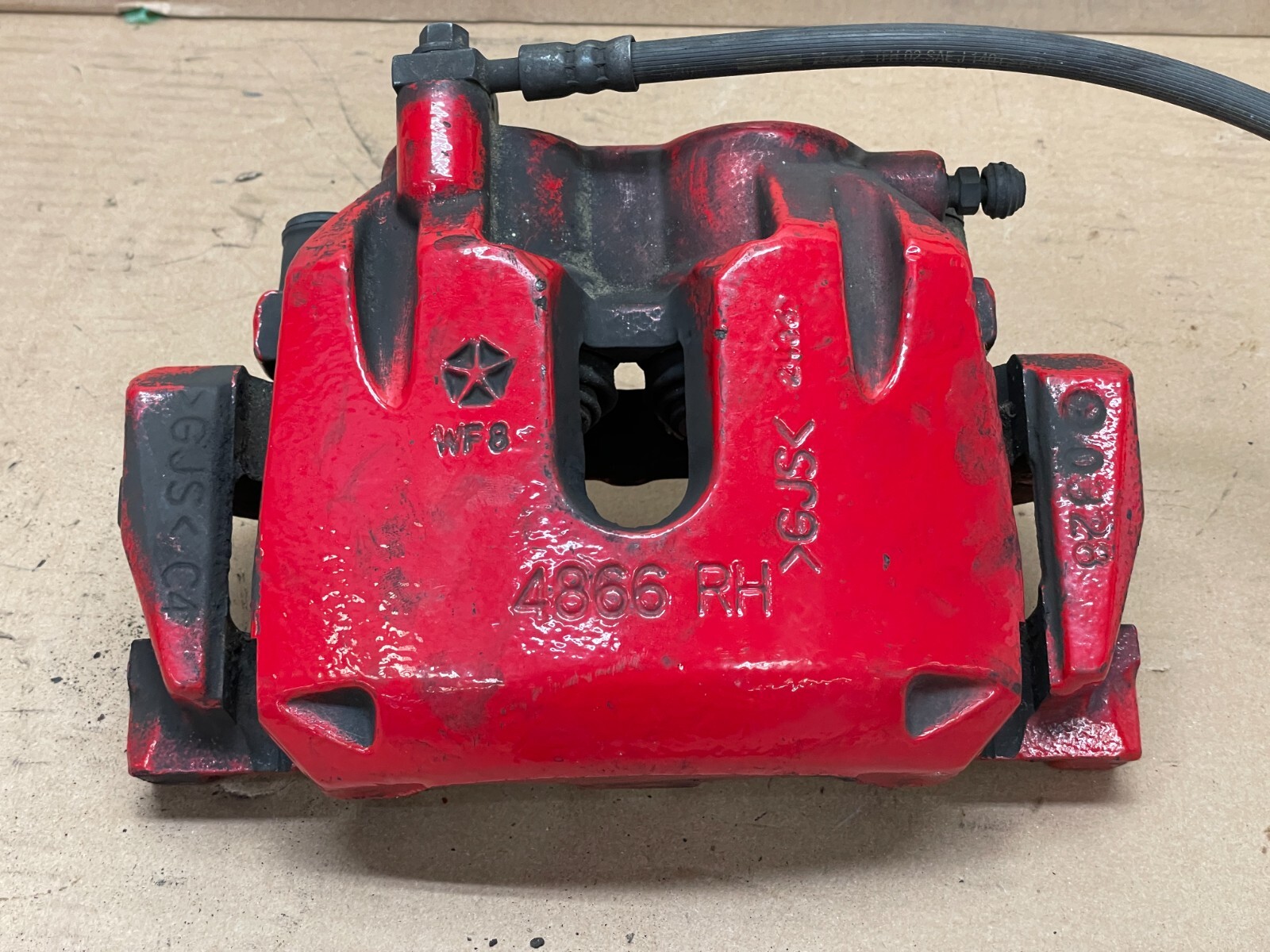 2017 2018 Maserati Levante Front Right Passenger Brake Caliper Red 1442 OEM
