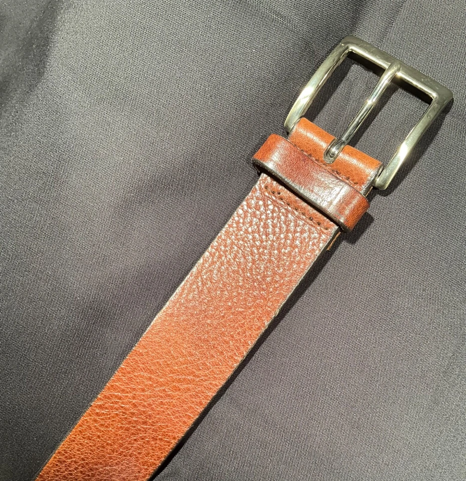 Cinturón De Colección Neiman Marcus Mujer Marrón Tostado Cuero Texturizado 47" Hebilla Dorada Foto 2 de 3