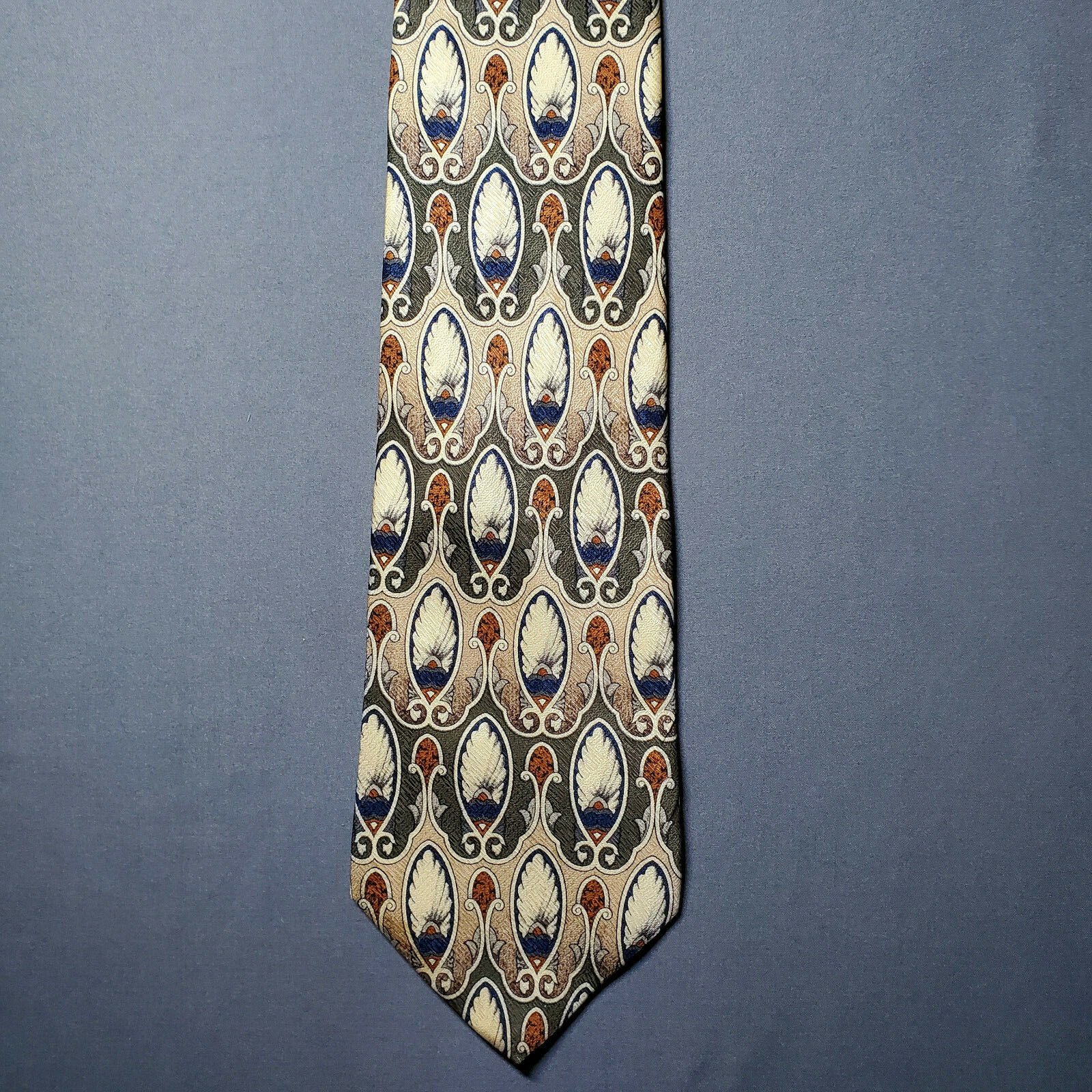 100% Silk Robert Lawrence Feather Pattern Tie - image 3