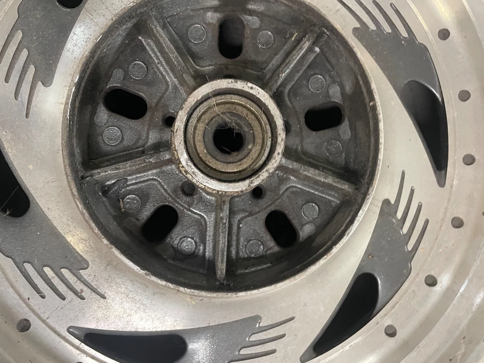 Llanta trasera Suzuki Marauder VZ800 VZ 800 2003 150/90/15 15" 2004 Foto 4 de 4