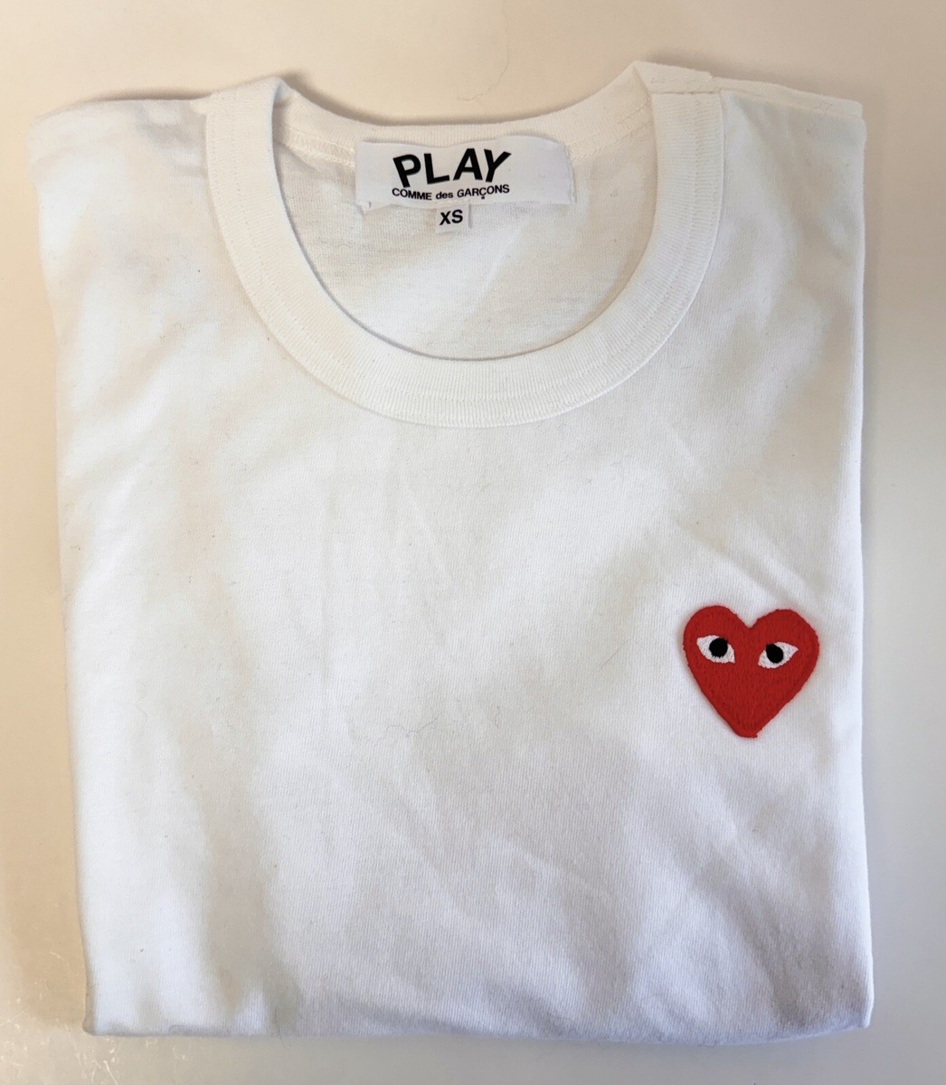 NWOT Comme des Garçons PLAY Logo Patch Camo Heart T-shirt