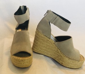 dolce vita sacha platform wedge sandal