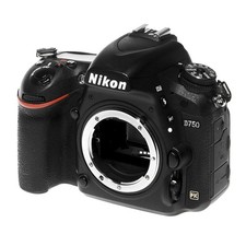 Nikon D750 ca. 26.000 Ausl. Kamera
