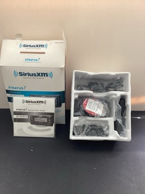 Sirius XM Stratus 7 Satellite Radio & Vehicle Kit Model SSV7V1  Open Box