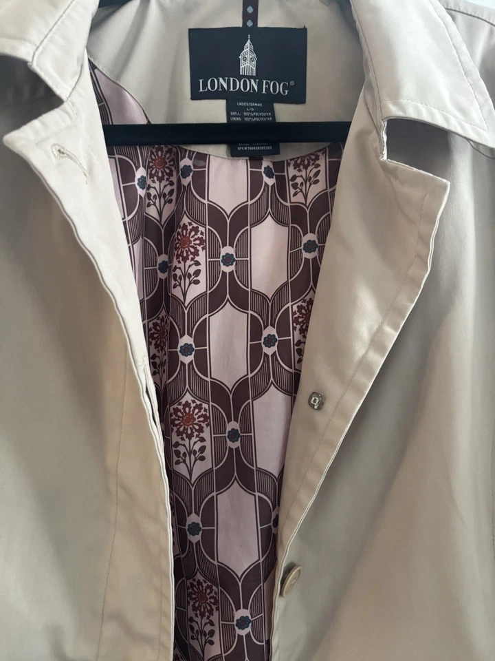 London Fog Women’s Belted Trench Coat Beige Single Breasted Rain Jacket Lined - Image 3 of 4