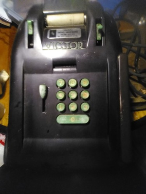 #ad #ad Vintage 1940’S Victor Adding Machine Bakelite Case With Green Fixtures for Parts $25.00