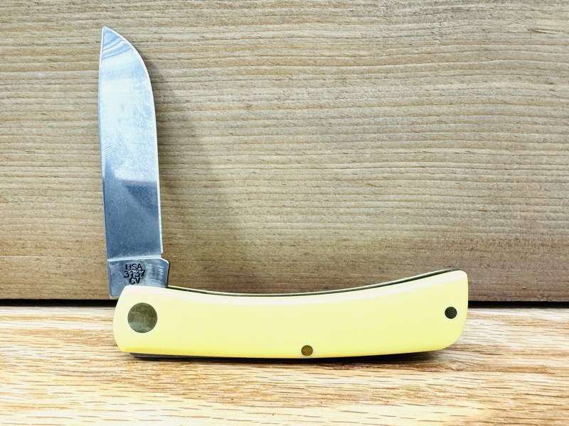 CASE XX MADE IN USA 2008 PREMIUM YELLOW SODBUSTER KNIFE 3137 SS NICE (16697)