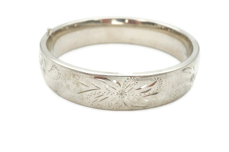 "Vintage Sterling Silver 925 Bangle Bracelet Floral Etched 7.25\""