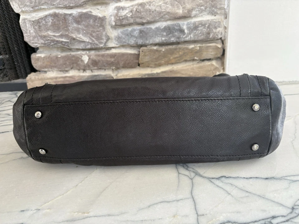 Chanel Glazed Caviar Modern Chain Tote in Black - Image 3 of 4