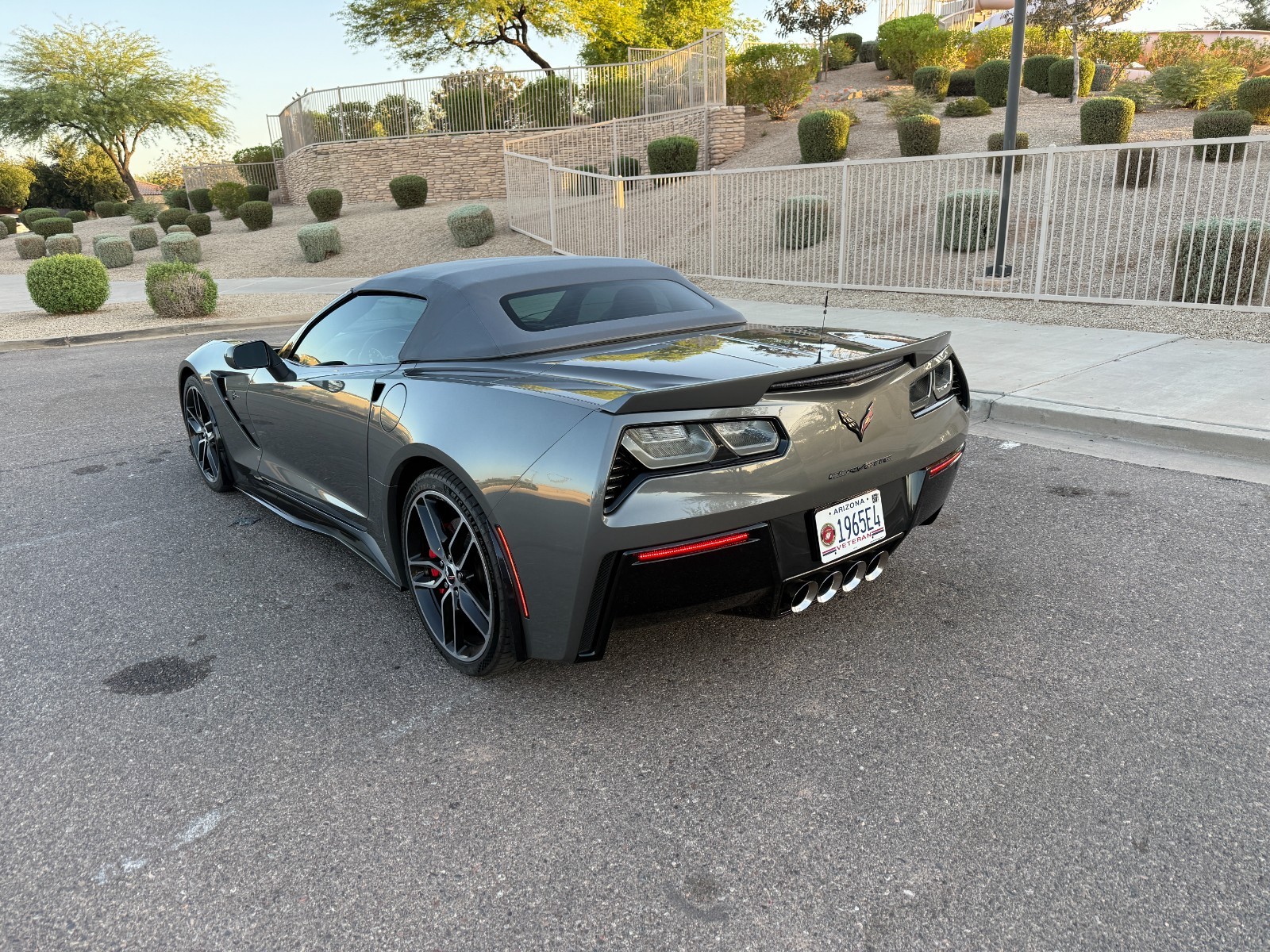 2015 Gray Chevrolet Corvette   | C7 Corvette Photo 3
