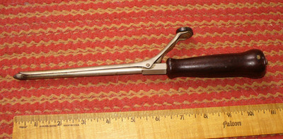 Vintage Curling Iron Landers Frary & Clark Hair Curling Iron Tool