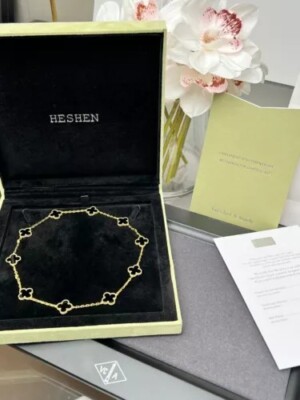 Van Cleef & Arpels Vintage Alhambra Necklace Onyx 10 motifs 18K Yellow Gold
