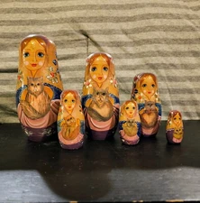 Matryoshka Nesting Dolls, Woman Holding Cat,  6 Pieces