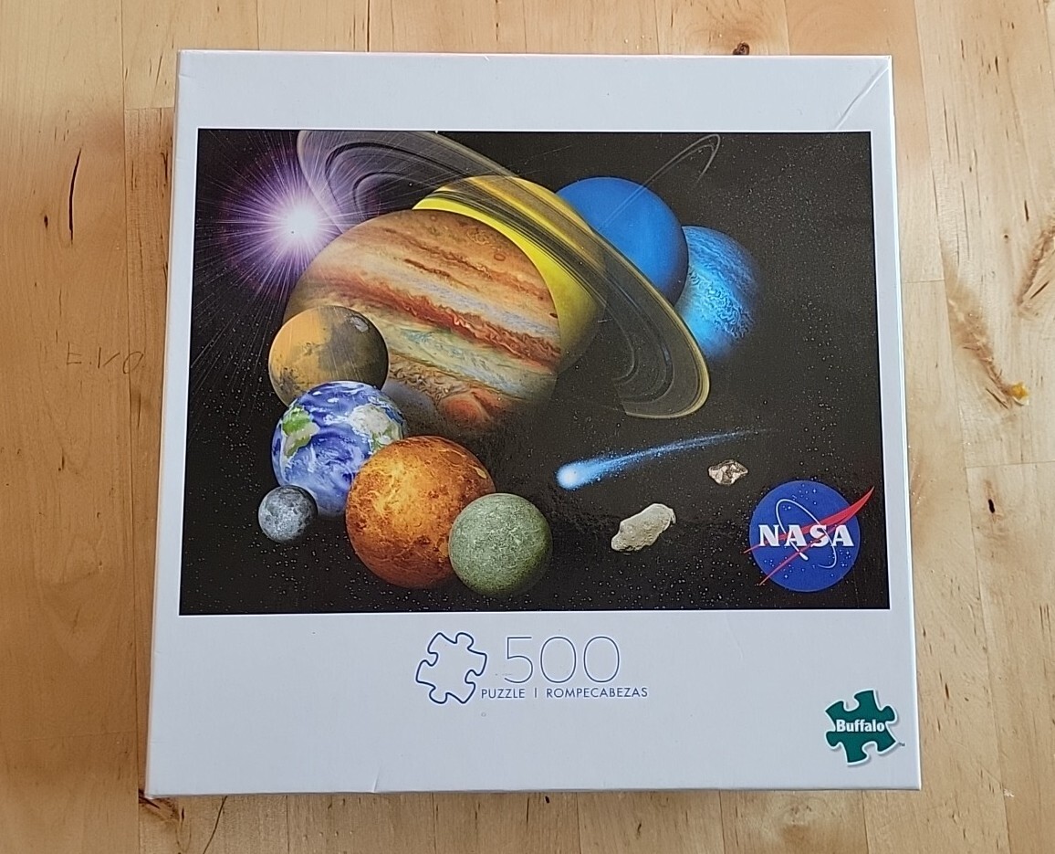 Juegos de Buffalo - Sistema Solar - Rompecabezas de 500 piezas completo abierto por la NASA