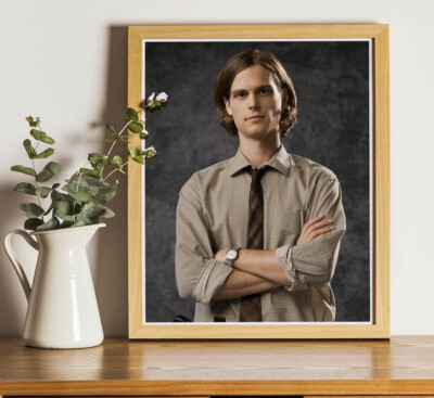 Criminal Minds Matthew Gray Gubler: 10''x8'' professionelles Foto