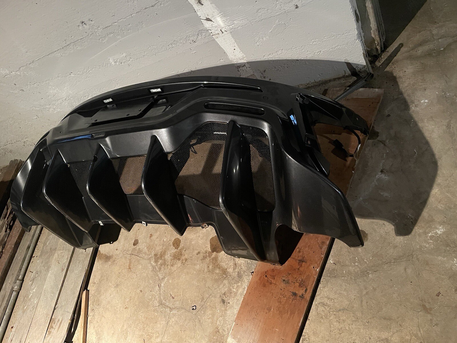 2019 2020 McLaren 600LT Coupe Spider Rear Bumper Lower Diffuser 13AB829RP OEM