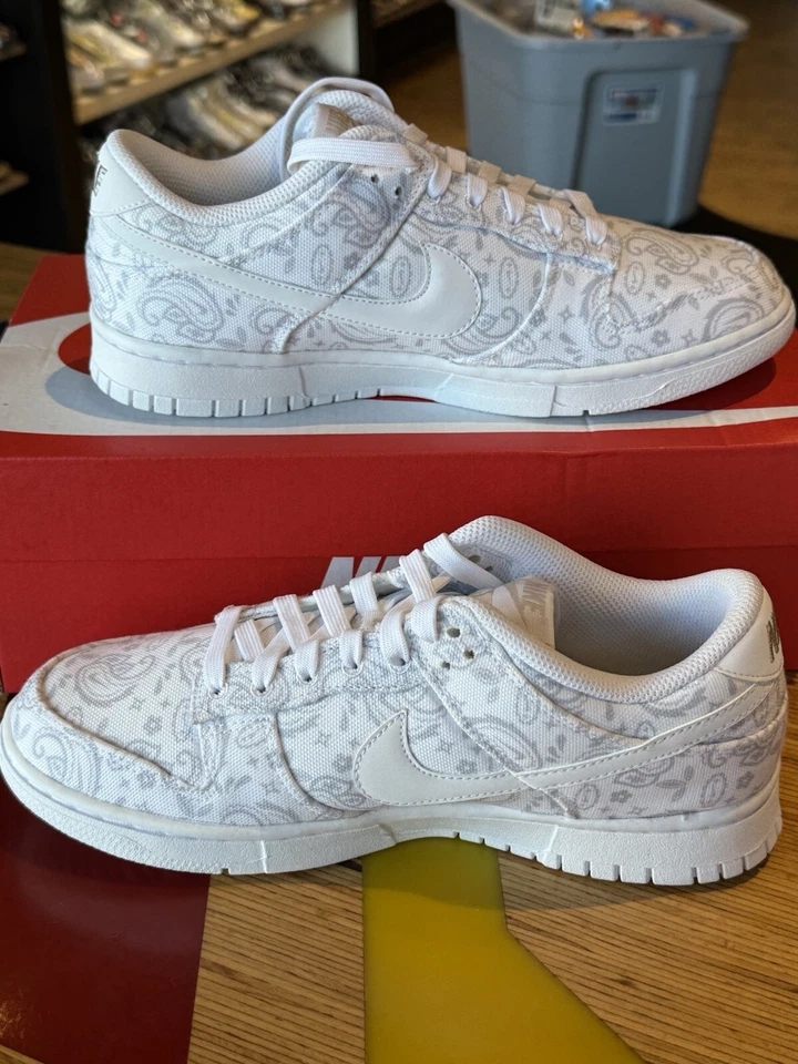 Size 9 - Nike Dunk Low White Paisley W - Image 2 of 4