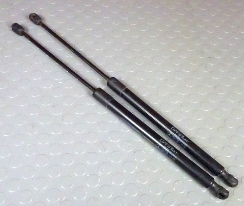 Mercedes B-Klasse W245 BJ. 2011 2x Gasfeder Gasdruckfeder Heckklappe A1699801064