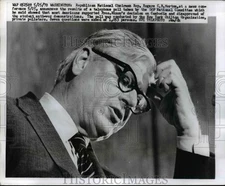 1970 Press Photo Rogers C.B. Morton at News Conference, Washington, D.C.