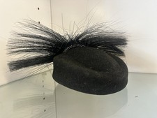 VINTAGE 1950's MR. JOHN CLASSIC BLACK WOOL HAT W/ Feathers, Material Beading