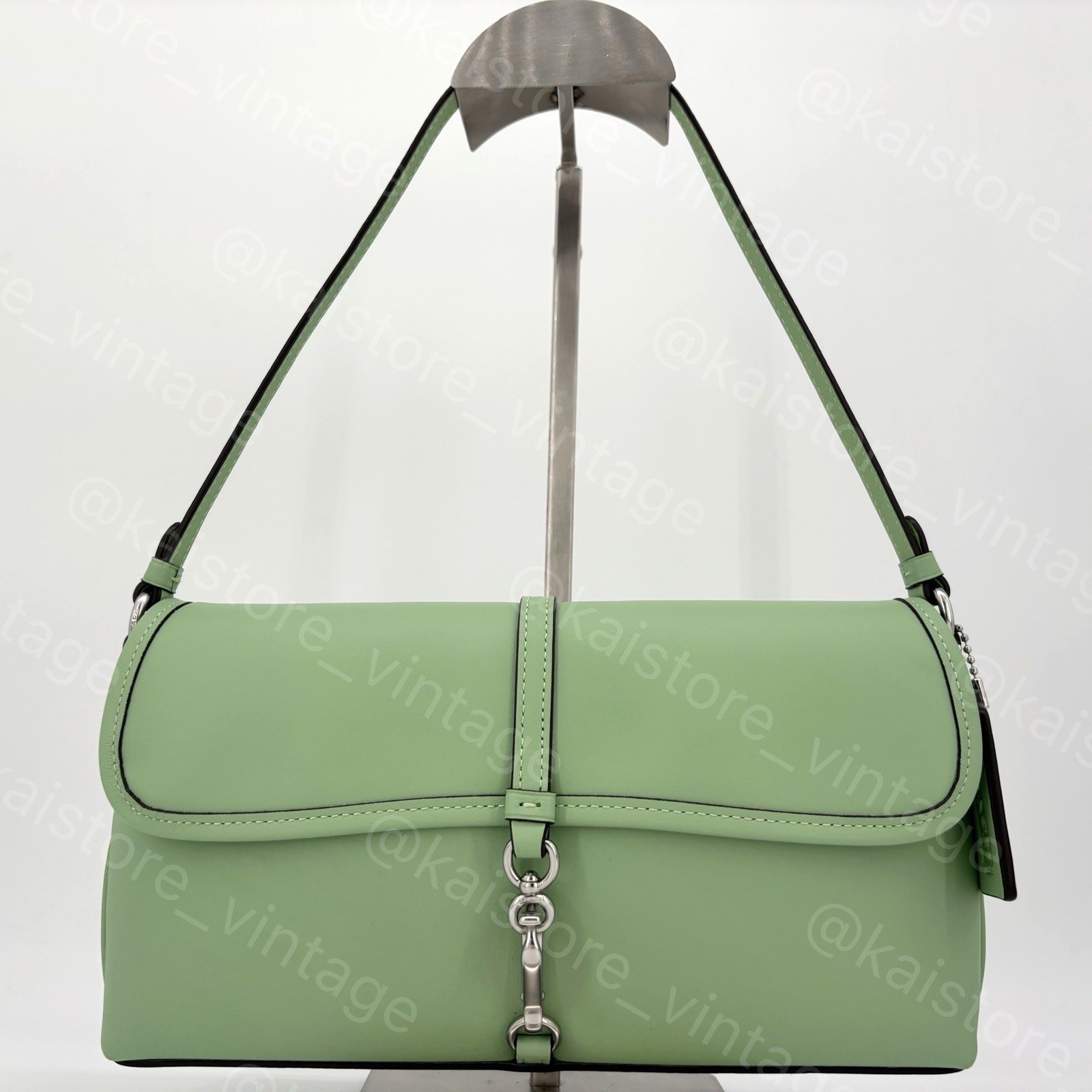 COACH Hamptons Pistachio CP132 Shoulder Bag Authentic Item Shipped from Japan