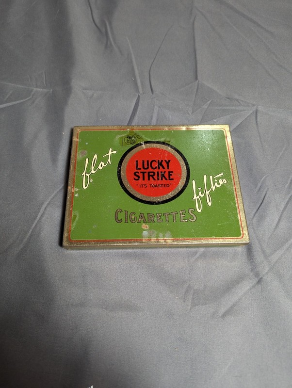 Lucky Strikes Flat Fifties Vintage Cigarette Case