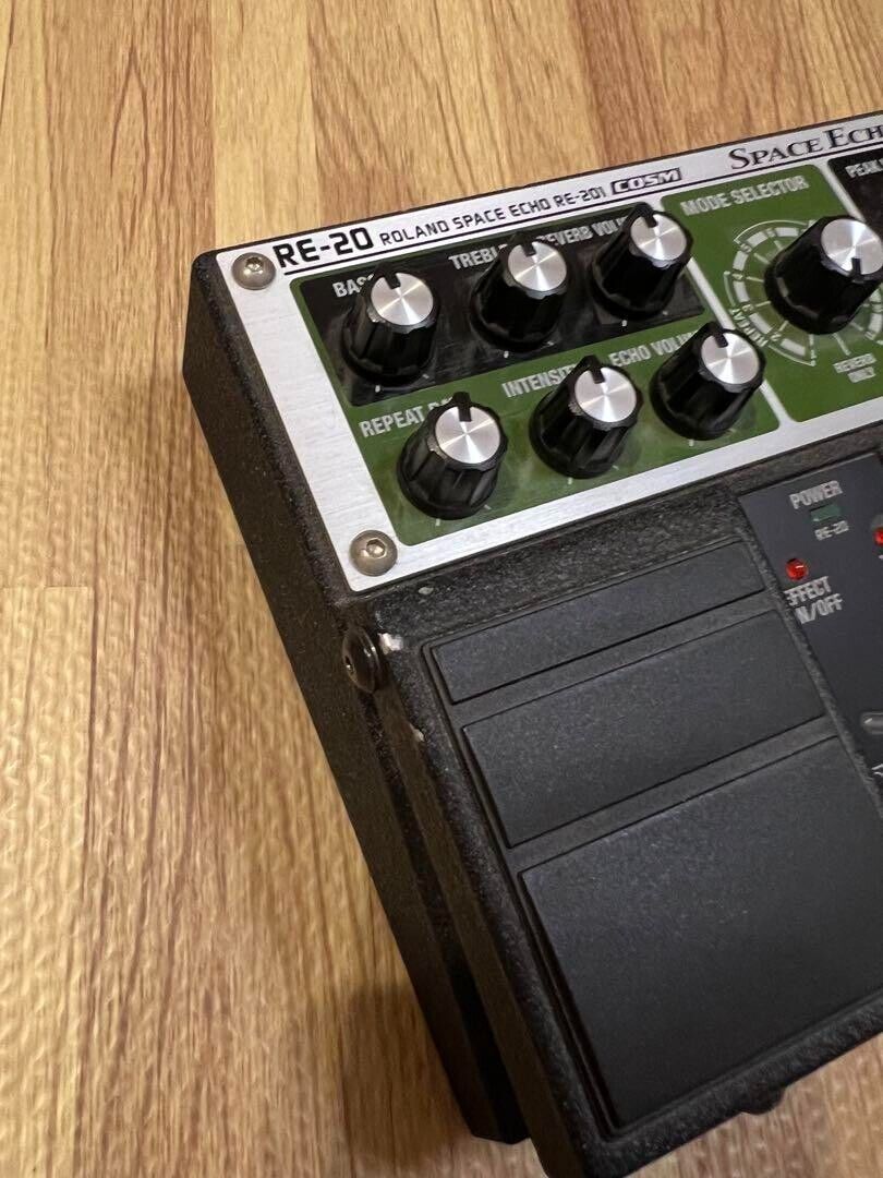 ギター BOSS RE-20 ROLAND SPACE ECHO RE-201 BOSS Space Echo RE-20 - テープ・エコーの名機「Roland RE-201