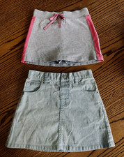 Gap and Oshkosh Girls Size 5 Skirt  Knit Skort Great Condition