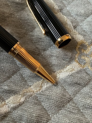 Louis Cartier Dandy Black Resin and Plaque rollerball like new - Bild 18 von 22