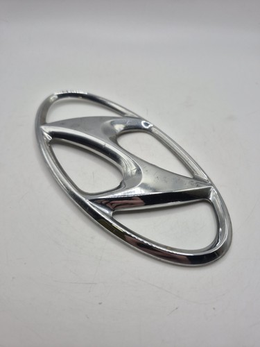 Hyundai Genuine Emblem Badge Logo 145mm Used OEM Part - Picture 3 of 8