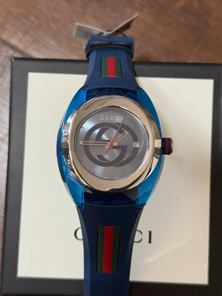 Nuevo Reloj Gucci YA137104 Sync XXL AZUL Foto 2 de 4