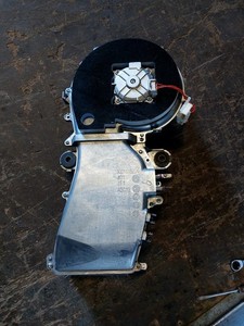 Heizgebläse Siemens Waschtrockner WN54C2070/01 Iq700 Original Ersatzteil Trocken