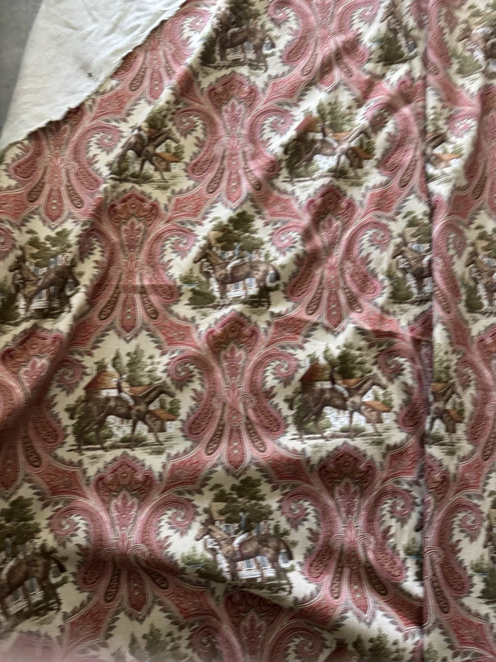 P Kaufmann Woodgate Real Ecuestre Rojo Paisley Pellizco Plisado Tela Cruda 25 Pies Foto 2 de 4