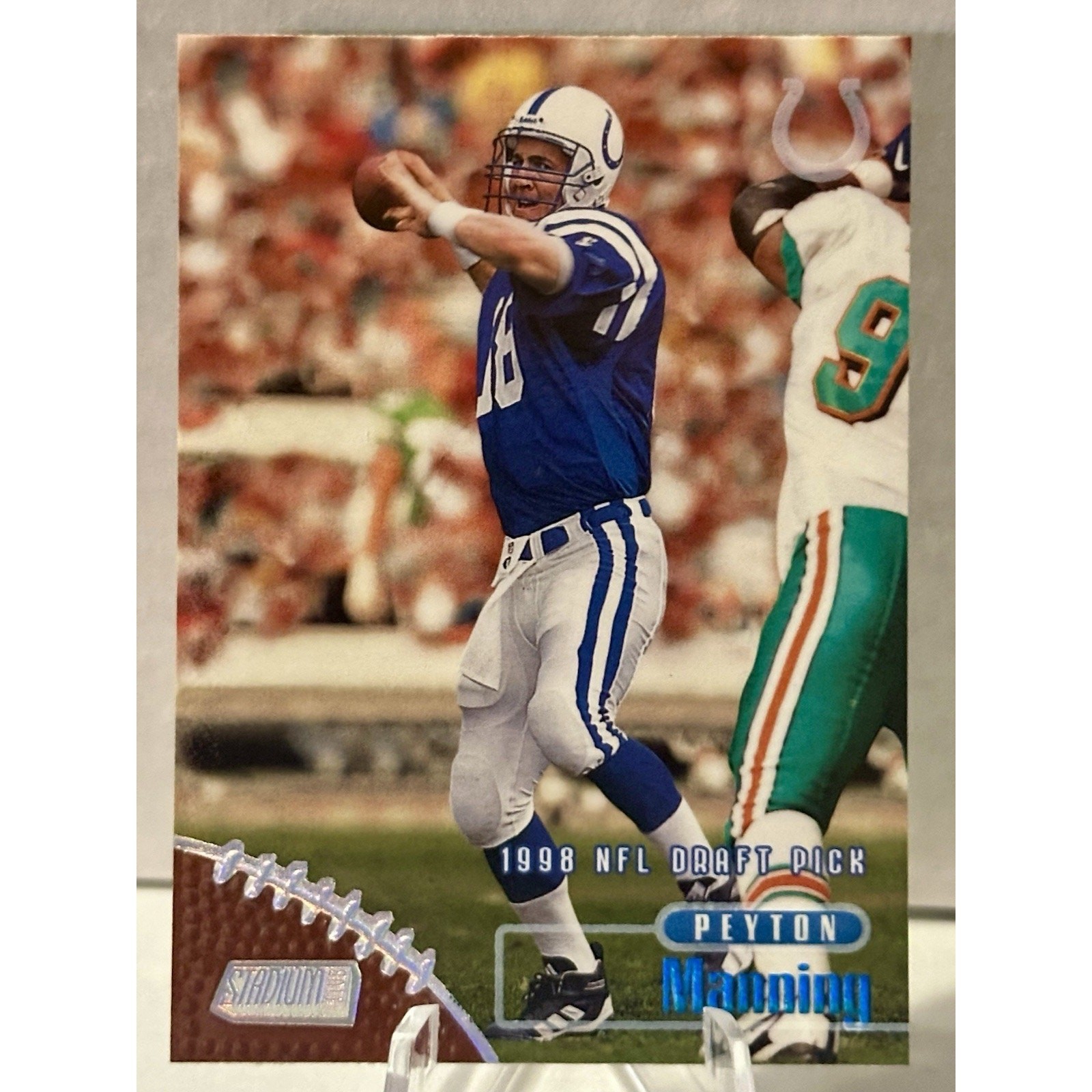 1998 Topps Stadium Club - 1998 NFL Draft Pick Peyton Manning #195 (RC)