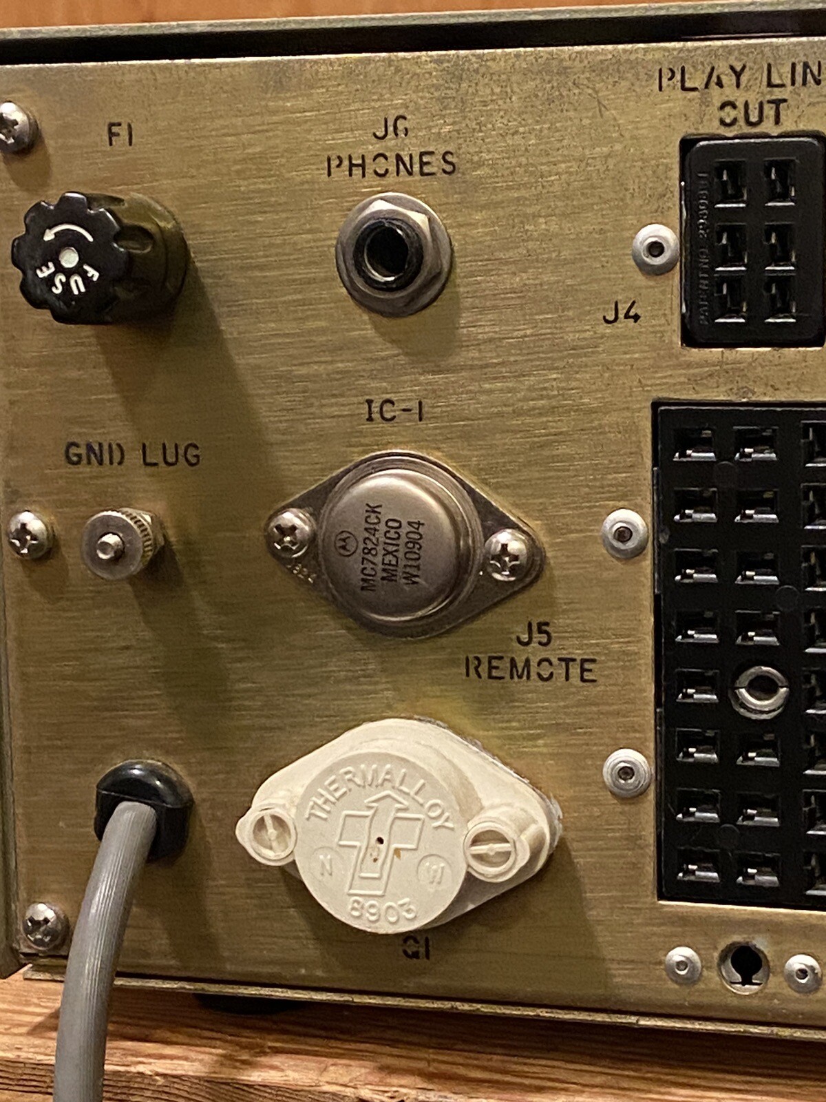 '80s Broadcast Electronics (for RCA) BE 3000 series cart machine RT