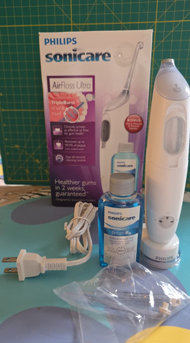 NOT WORKING Unused Philips Sonicare Airfloss Ulta Flosser HX8340 Handle charger