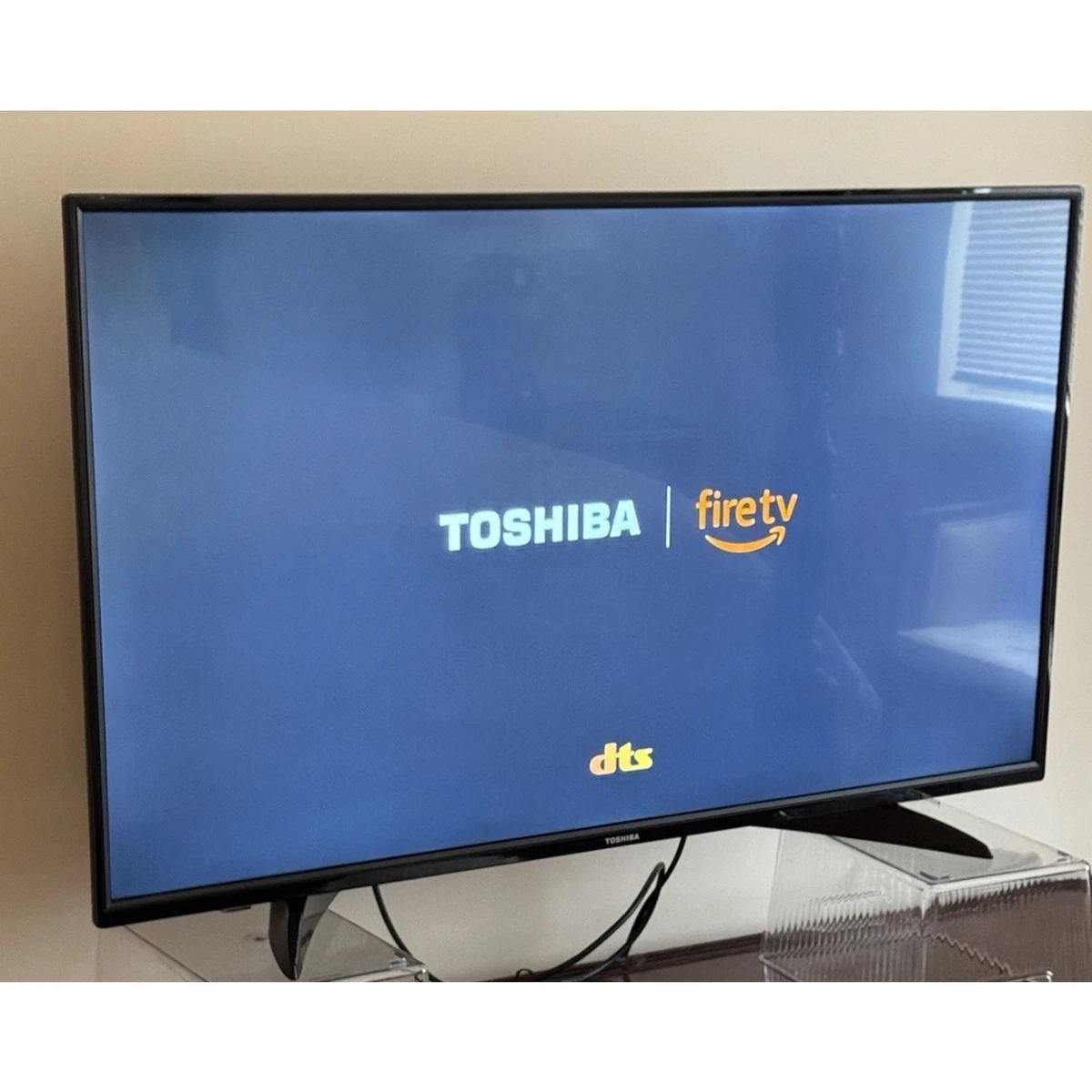 Toshiba 1080p (FHD) Maximum Resolution 40-49 in Screen TVs for