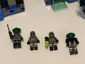 LEGO 6977 Insectoids Arachnoid Star Base Complete Minifigs Manual & Box -WORKS