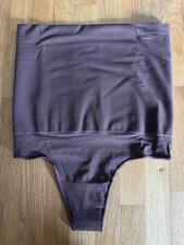 Skims Seamless Core Control Thong Size  4X/5X Colour Cocoa