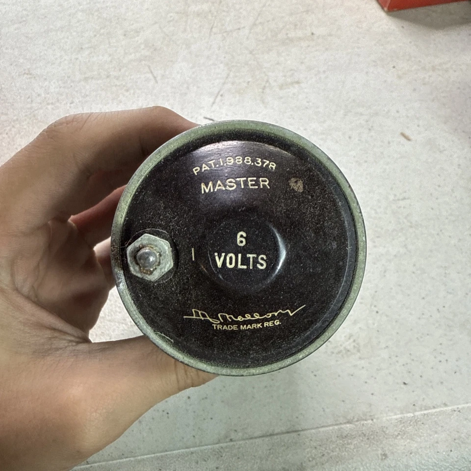 Holley  6 volts MASTER Vintage IGNITION COIL Sprint Car Gasser HOT RAT ROD  NOS - Image 2 of 4