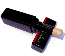 Shiseido Synchro Skin Correcting GelStick Concealer 303 Medium 2.5g Corrector