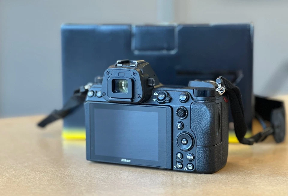 Nikon Z6 Gehäuse (25.582 Ausl.) Z6 vom händler Private-Fotografie.nl - Bild 2 von 4