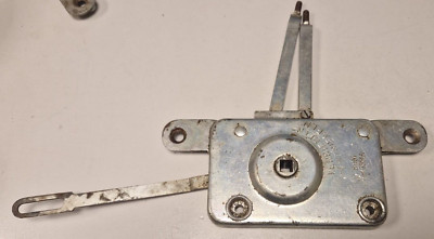 18. NOS VW Bus T1 Fridolin 211843654A Bulli locking sliding door door lock