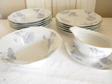sehr sch&ouml;nes altes Speiseservice, Fraureuth, lila/grau Mohn, 5 Pers., 12 Teile