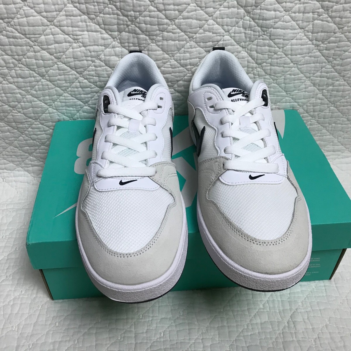 NIKE　メンズ　ナイキ　SB ALLEYOOP Nike SB Alleyoop White/Black Men Skate Boarding Casual Shoes