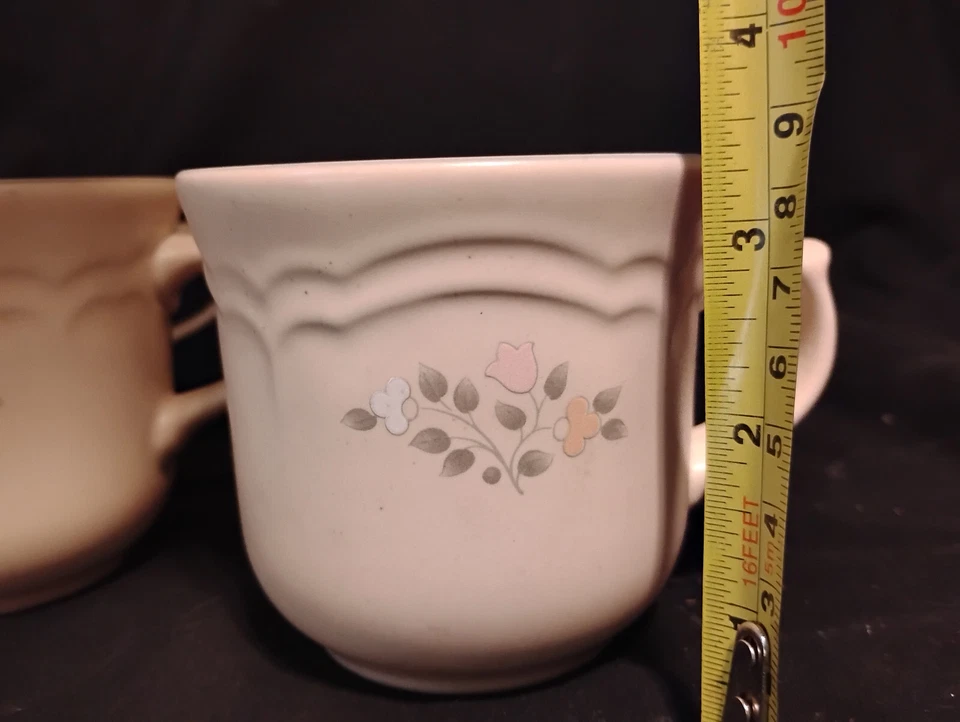 Juego de 4 - Pfaltzgraff ~ Recuerdo ~ Taza de té / Taza de café Foto 4 de 4