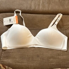 Warner's Women's No Side Effects Smoothing Comfort Wireless Lightly Lined T-Shir