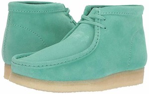 clarks wallabees size 9